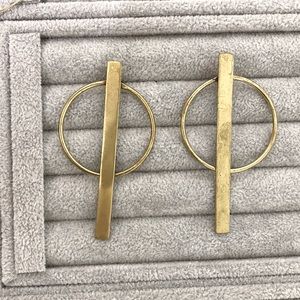 Modern gold hoop earring
